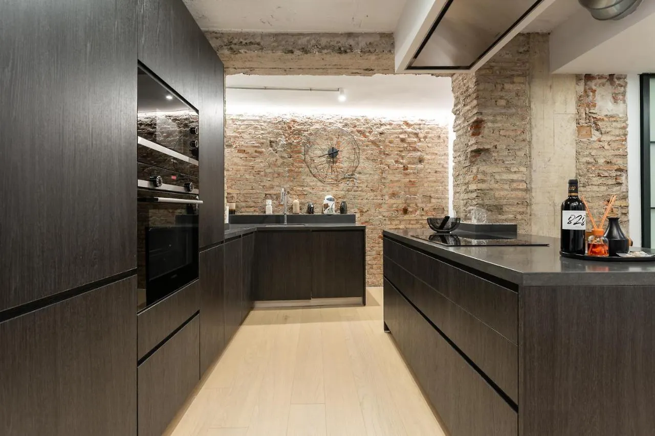 High Ceiling Gem In Heart Of Malaga Historic District Appartement Spanje