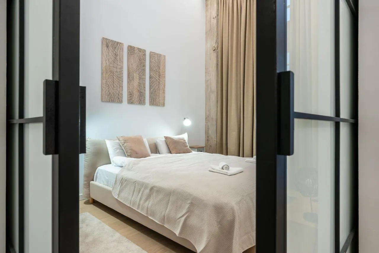 High Ceiling Gem In Heart Of Malaga Historic District Appartement