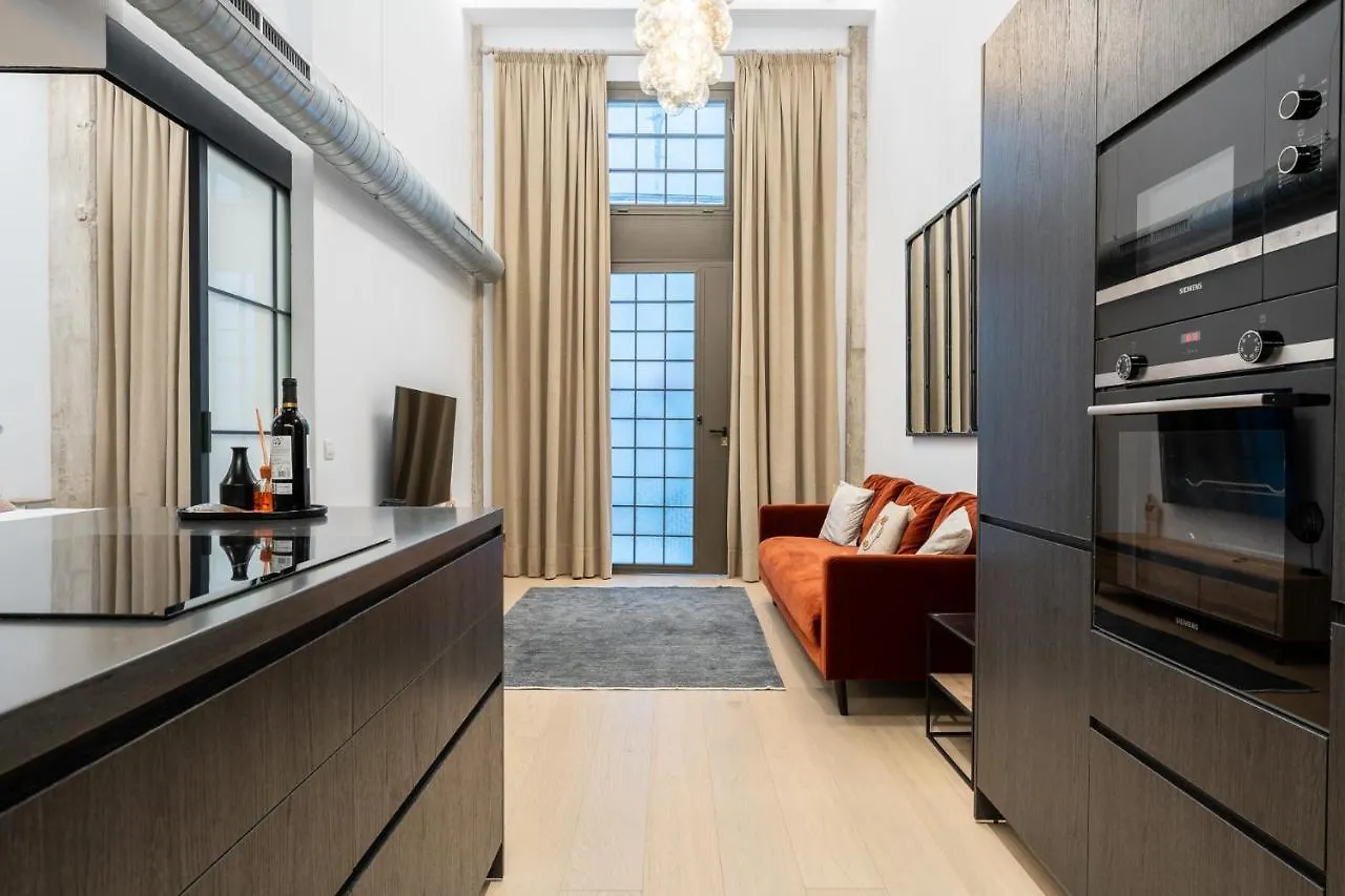 High Ceiling Gem In Heart Of Malaga Historic District Apartment